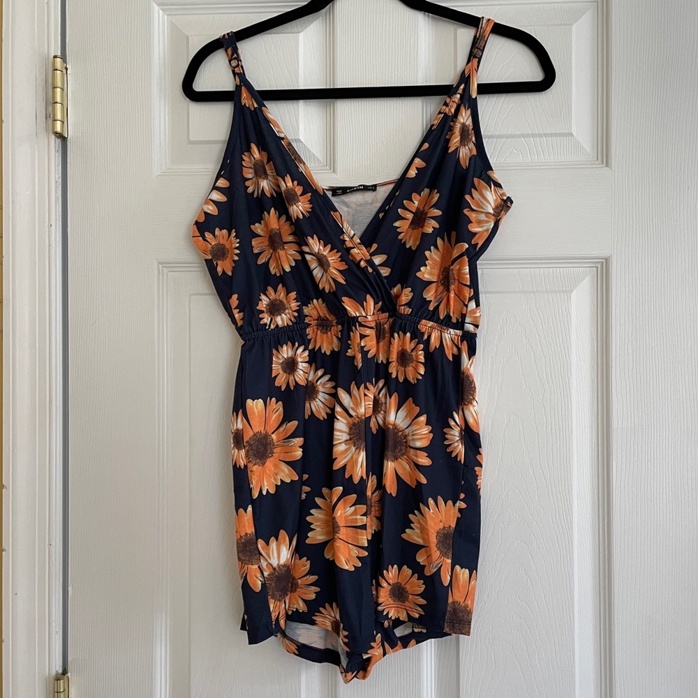 SHEIN, sunflower romper, size S